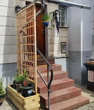 Gemuetliches Haus Im Alten Ortskern Wehrheim Exterior foto